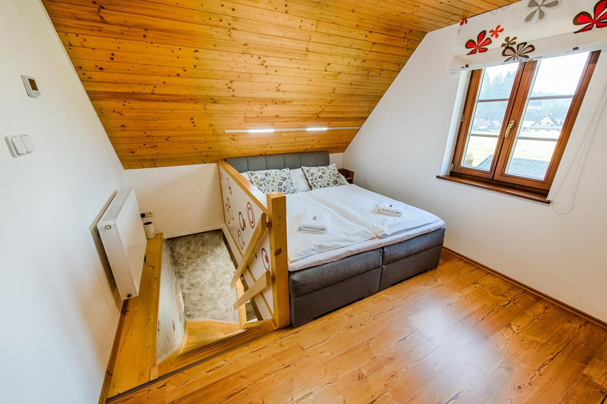 Valassky Dvur Velké Karlovice Exteriör bild