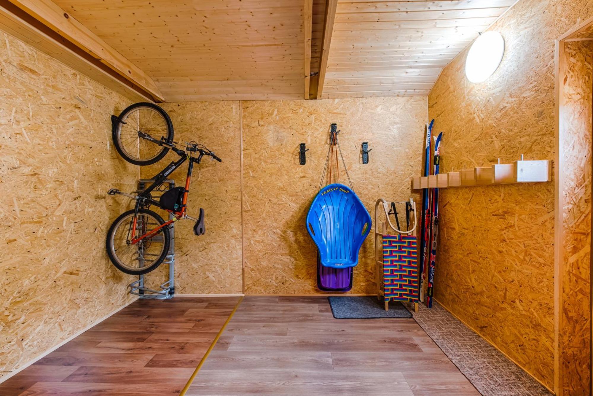 Valassky Dvur Velké Karlovice Exteriör bild