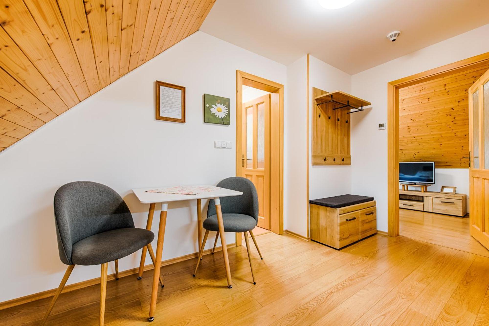 Valassky Dvur Velké Karlovice Exteriör bild